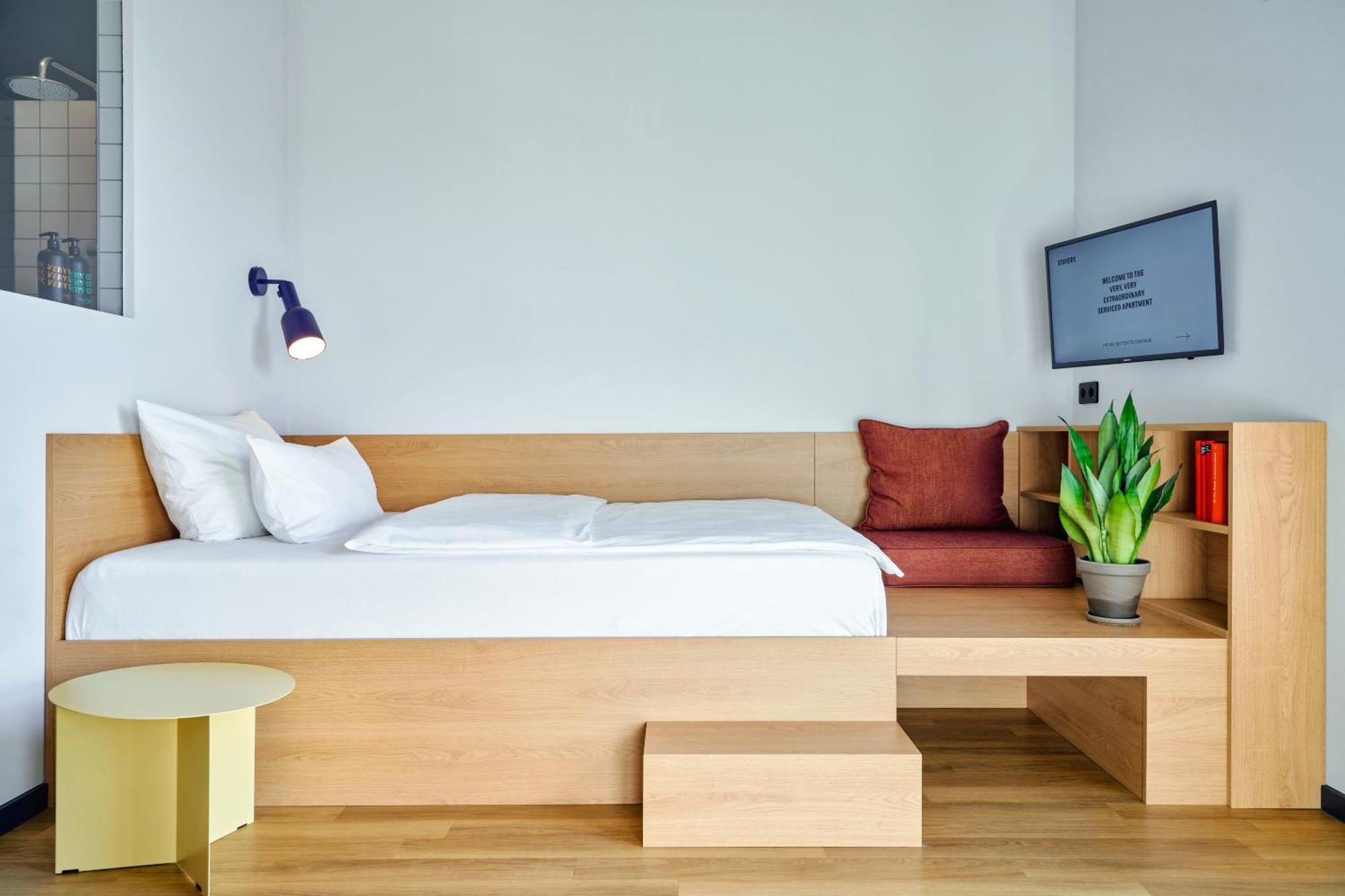Stayery Bielefeld Hauptbahnhof Exteriör bild