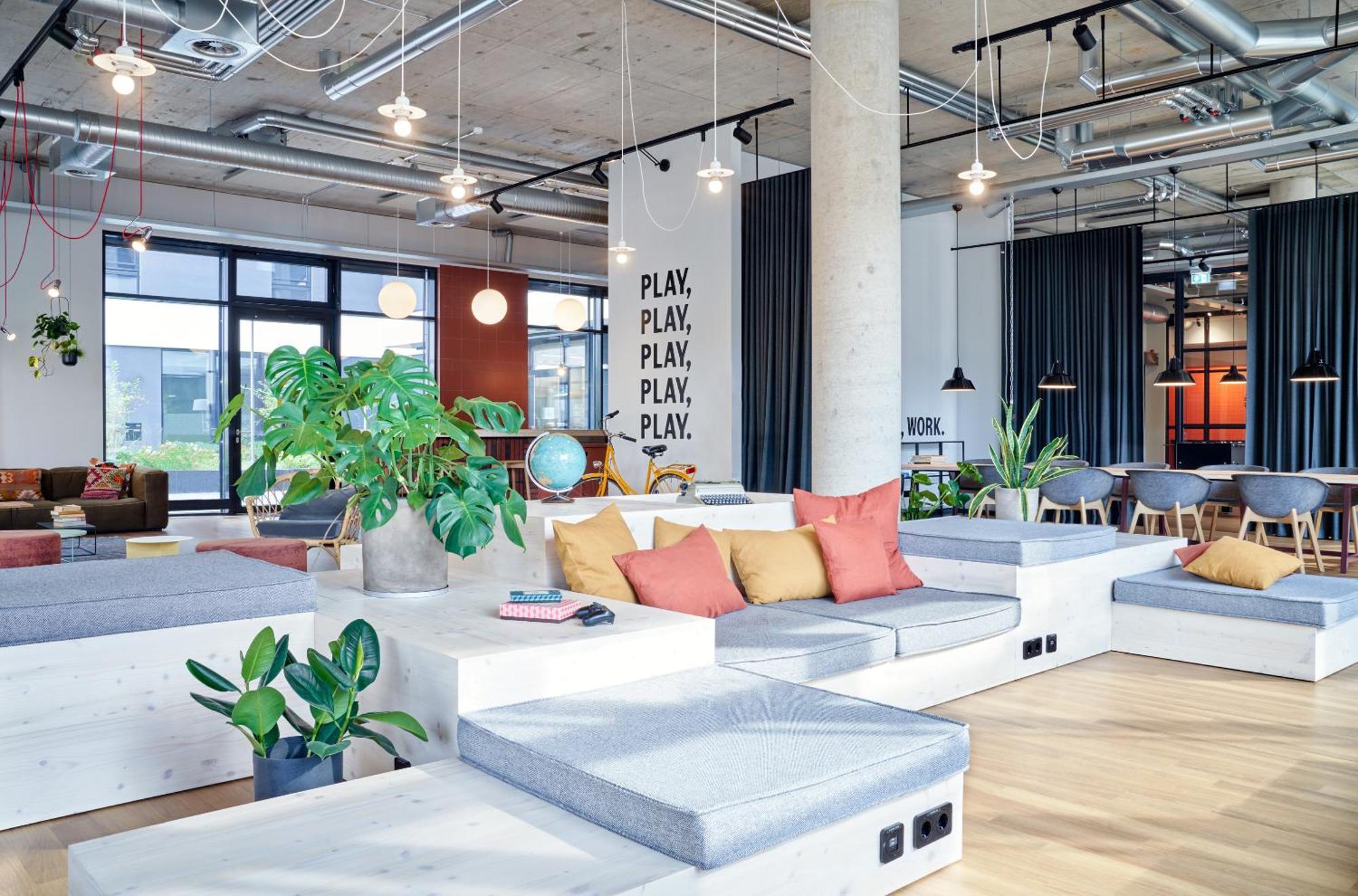 Stayery Bielefeld Hauptbahnhof Exteriör bild